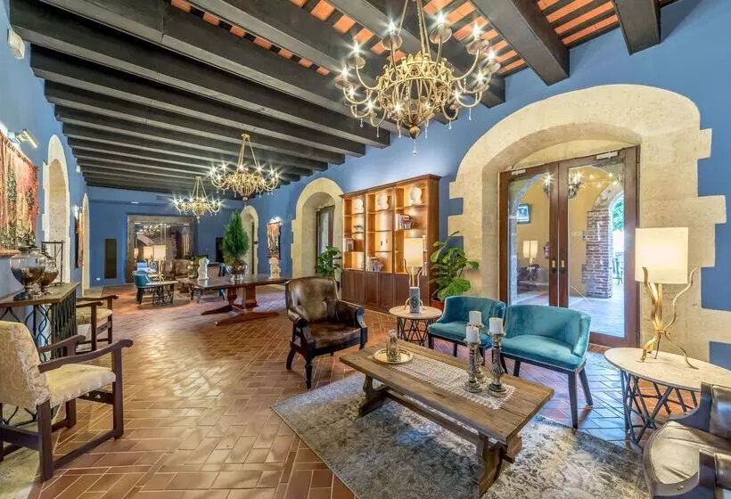 Fogadó Hodelpa Nicolas de Ovando