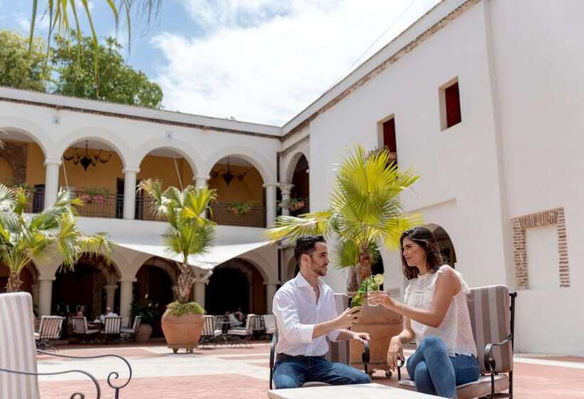 مسافرخانه Hodelpa Nicolas de Ovando