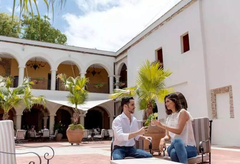 Fogadó Hodelpa Nicolas de Ovando