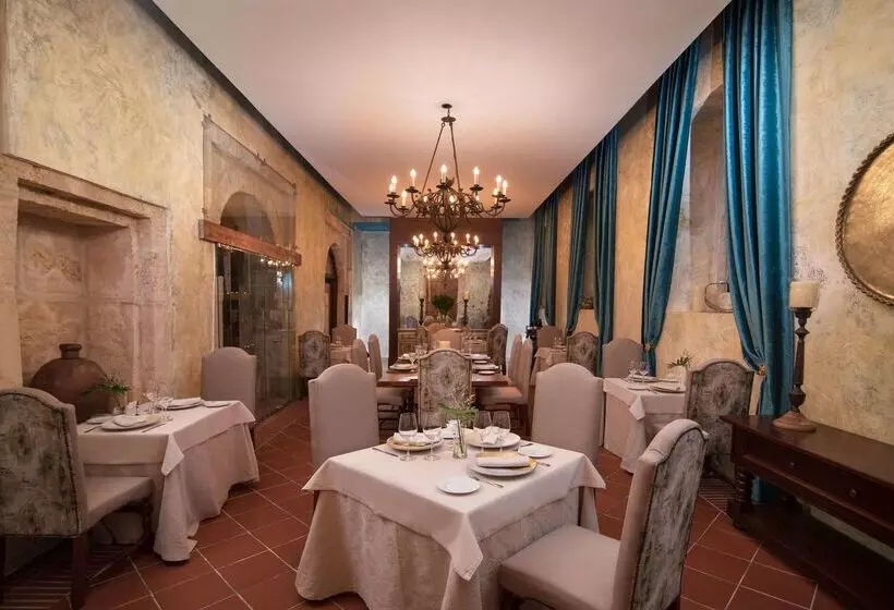 Fogadó Hodelpa Nicolas de Ovando