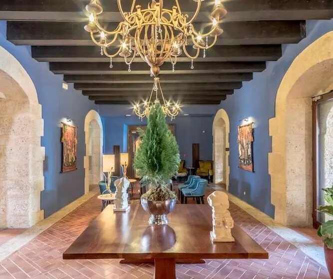 Fogadó Hodelpa Nicolas de Ovando