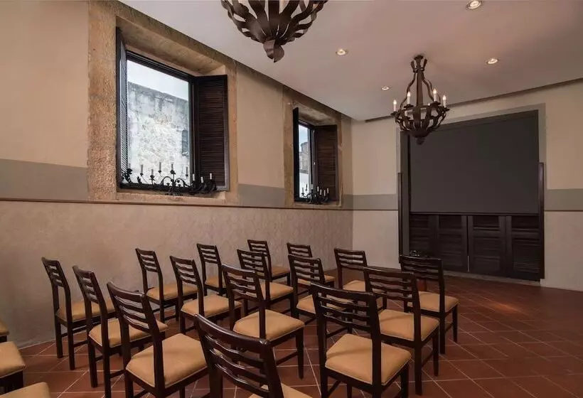 Fogadó Hodelpa Nicolas de Ovando