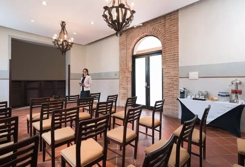 Fogadó Hodelpa Nicolas de Ovando