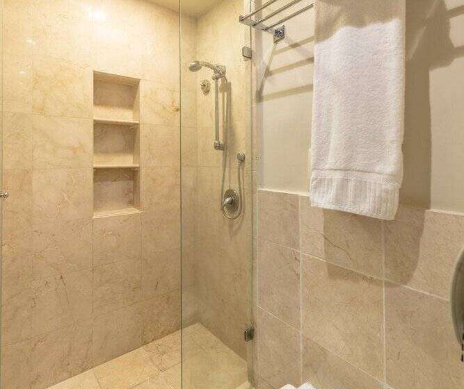 مسافرخانه Hodelpa Nicolas de Ovando