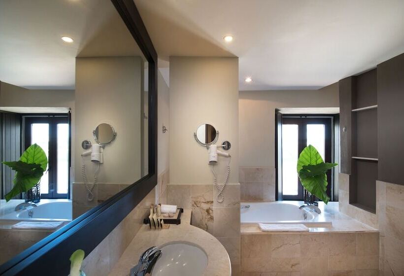 مسافرخانه Hodelpa Nicolas de Ovando