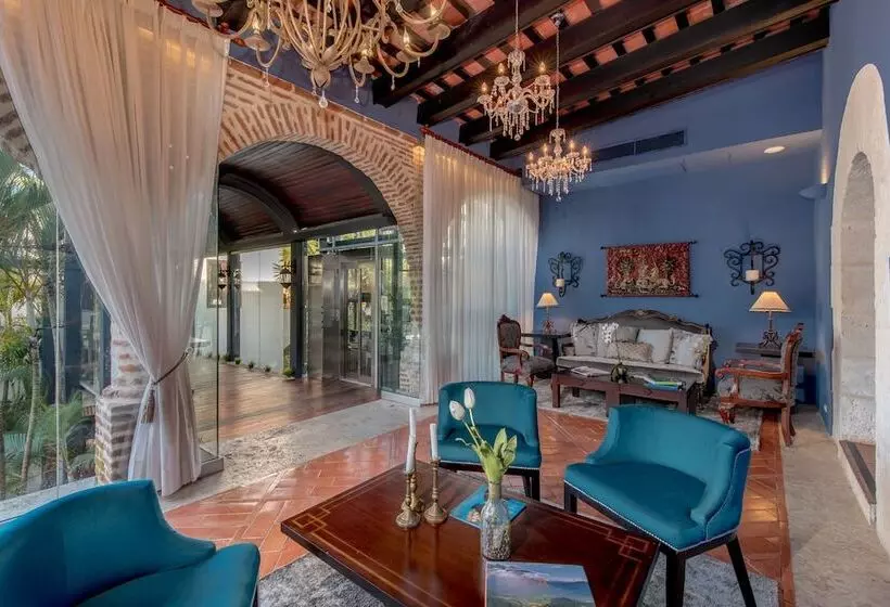 Fogadó Hodelpa Nicolas de Ovando