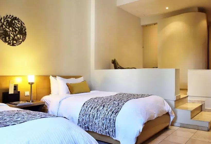 Fogadó Hodelpa Nicolas de Ovando