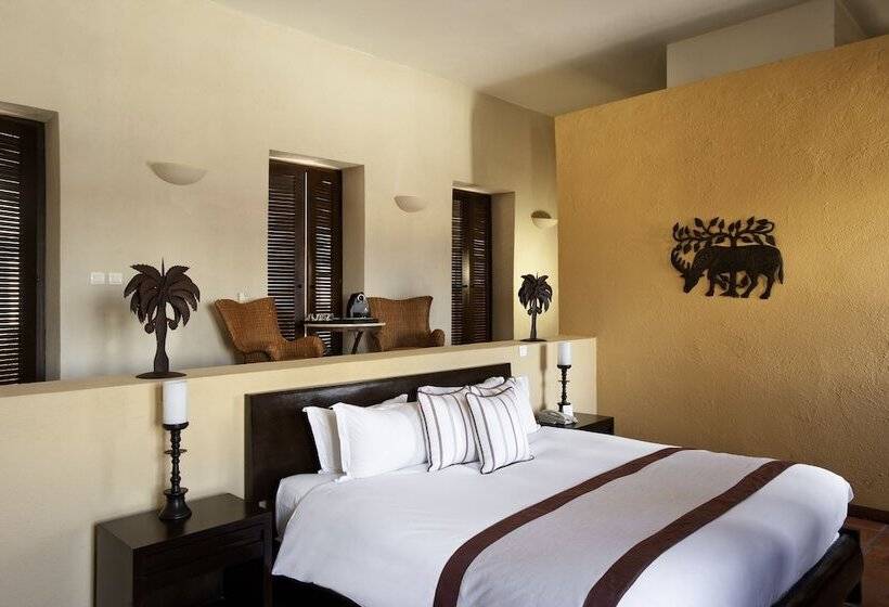 مسافرخانه Hodelpa Nicolas de Ovando