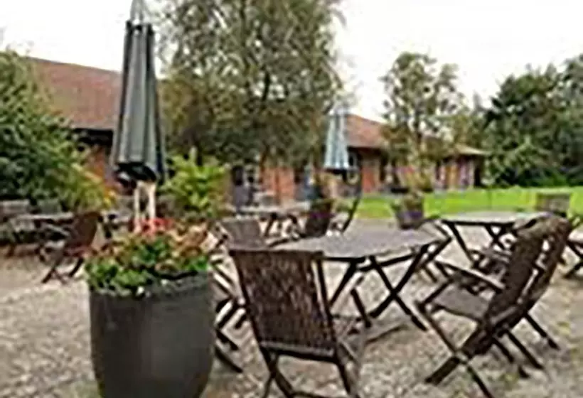 ホテル Lynggaarden