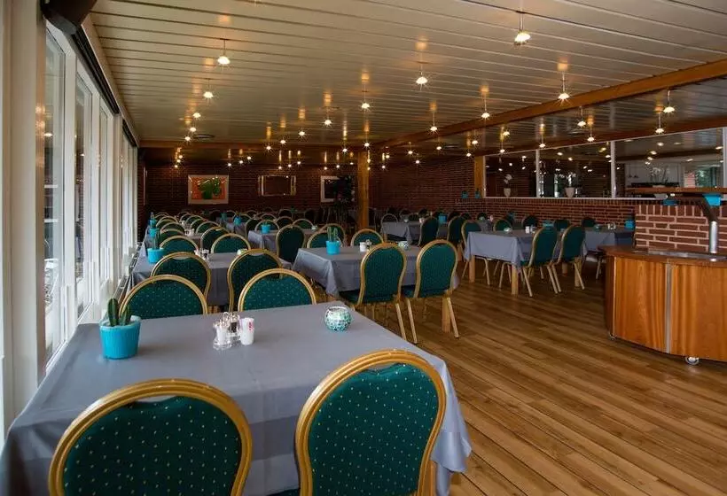 ホテル Lynggaarden