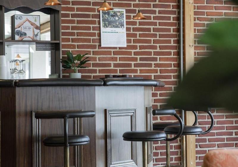 בית מלון כפרי Lynggaarden