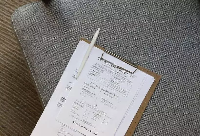 בית מלון כפרי Savoy