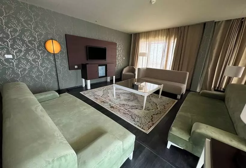 Seybouse Hotel & Spa