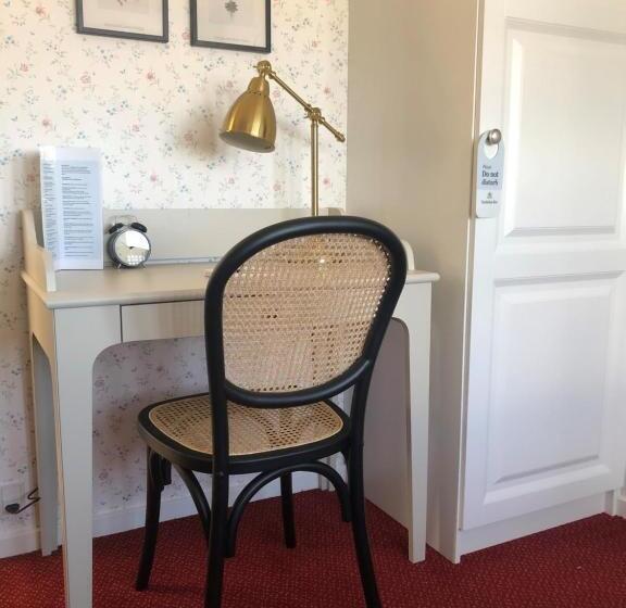 בית מלון כפרי Tambohus Kro & Bade