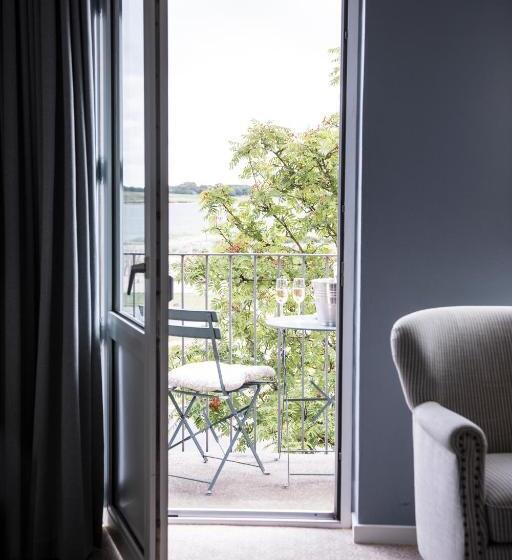 בית מלון כפרי Tambohus Kro & Bade