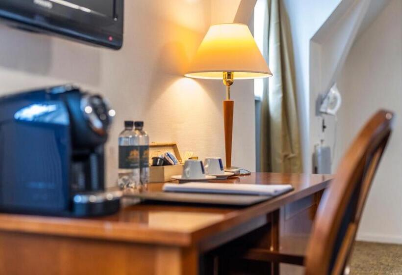 בית מלון כפרי Tønderhus