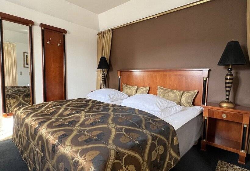 בית מלון כפרי Tønderhus