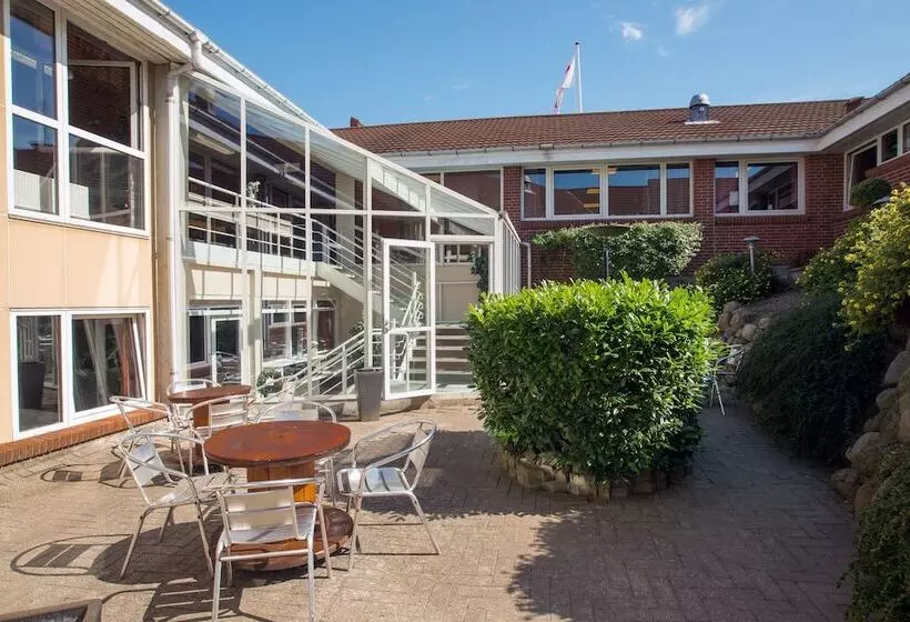 فندق Vissenbjerg Storkro