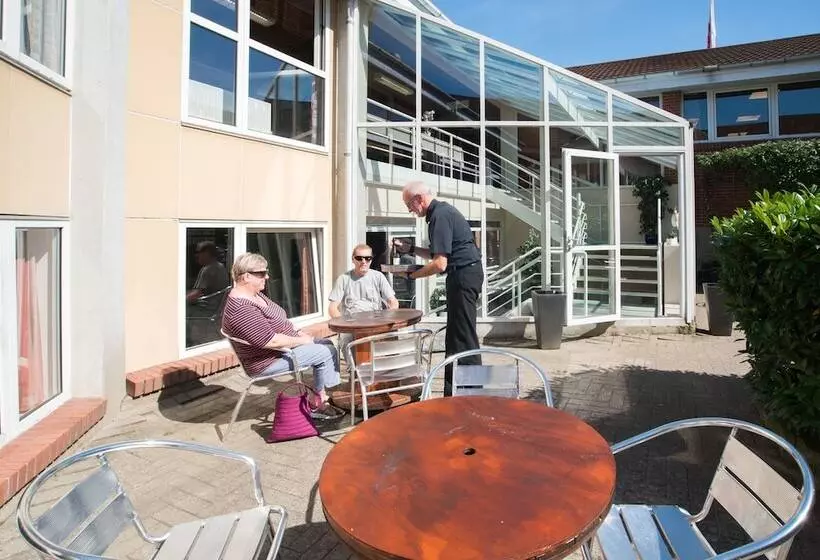 فندق Vissenbjerg Storkro