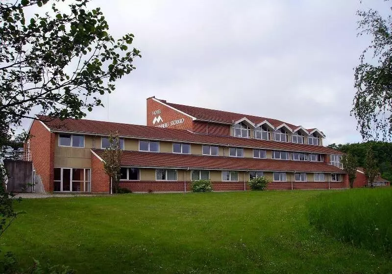 فندق Vissenbjerg Storkro
