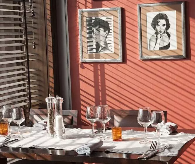 ホテル Aston La Scala