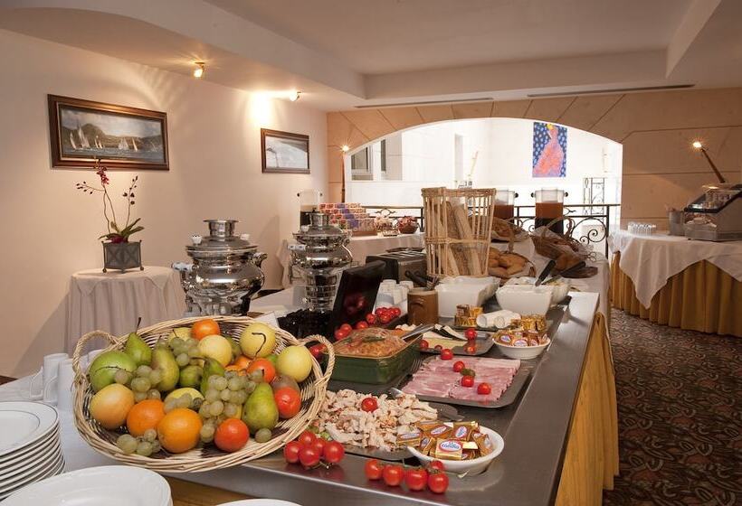 هتل Aston La Scala