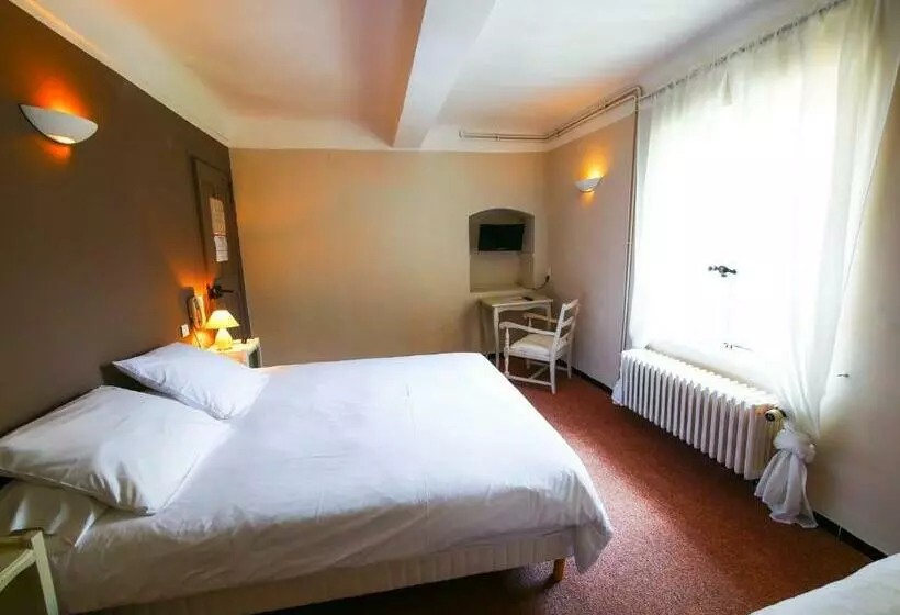 فندق Auberge De La Tour