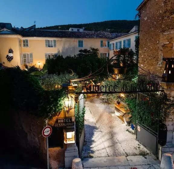 فندق Auberge De La Tour