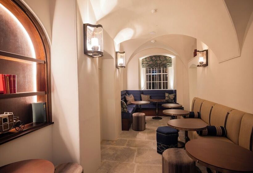 בית מלון כפרי Cashel Palace