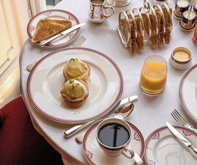 בית מלון כפרי Cashel Palace