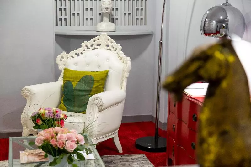 בית מלון כפרי Yelo Lumière Powered By Sonder