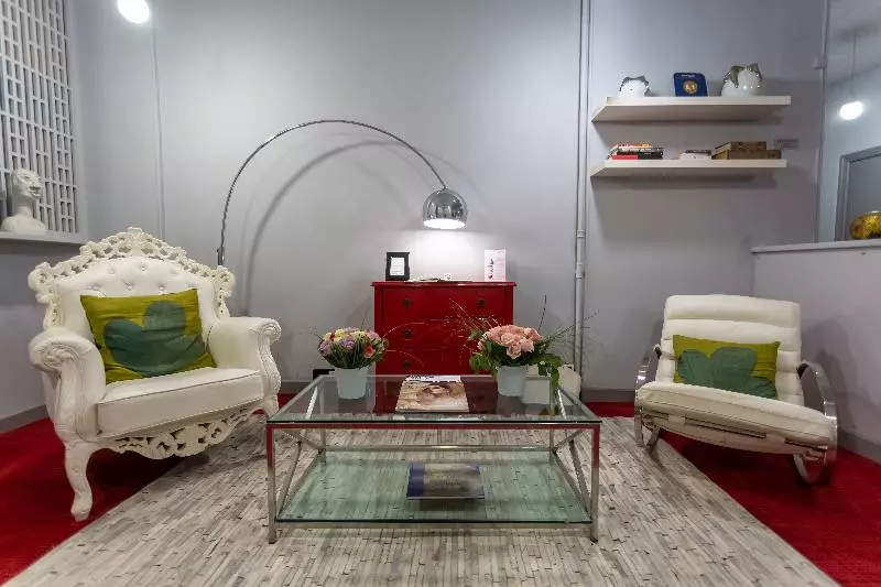 בית מלון כפרי Yelo Lumière Powered By Sonder