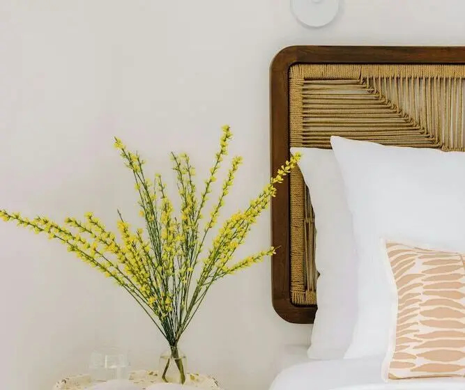 Hotel Crisol Lumière