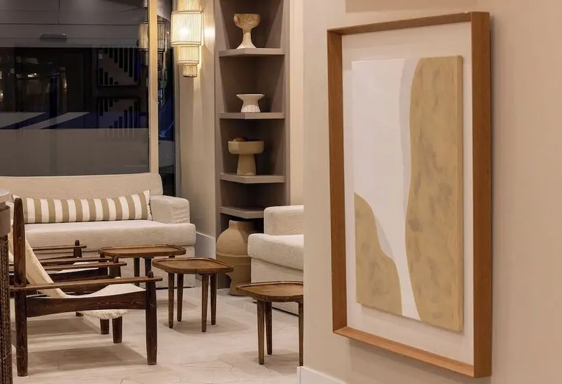 Hotel Crisol Lumière