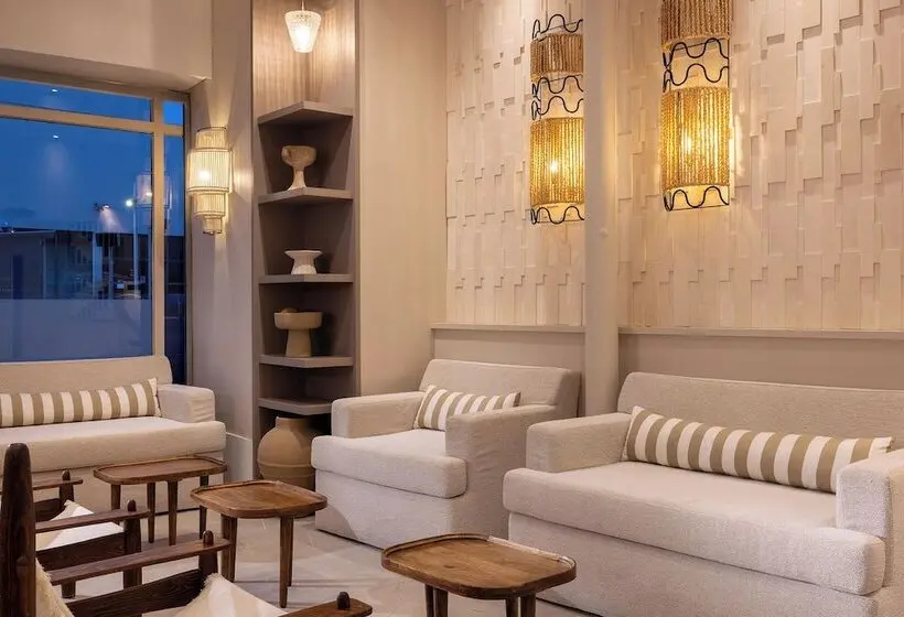 Hotel Crisol Lumière