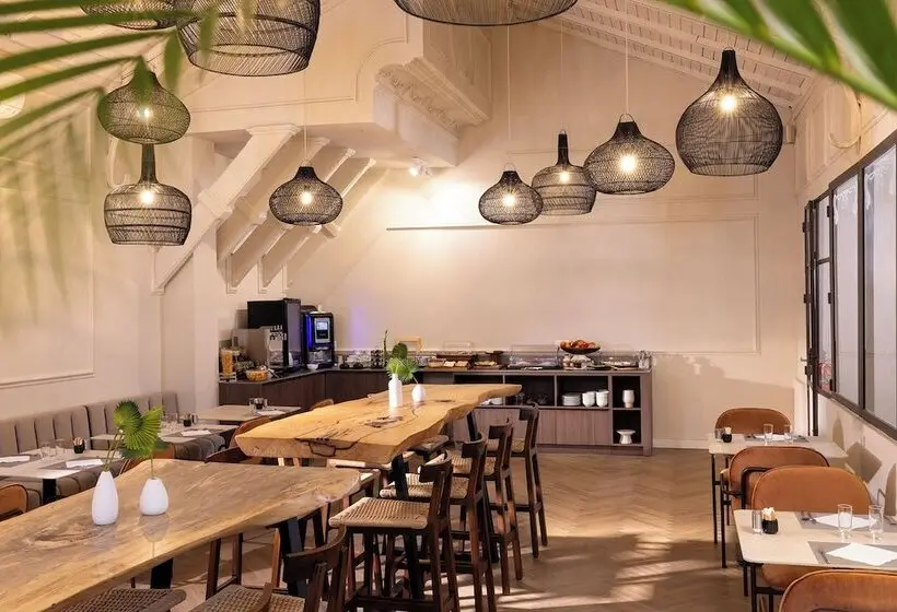 Hotel Crisol Lumière