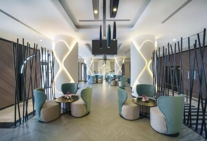 בית מלון כפרי Holiday International