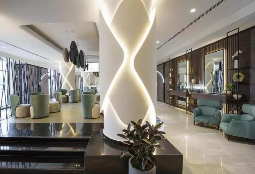 בית מלון כפרי Holiday International