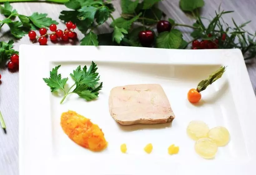 Отель Hostellerie Au Cygne