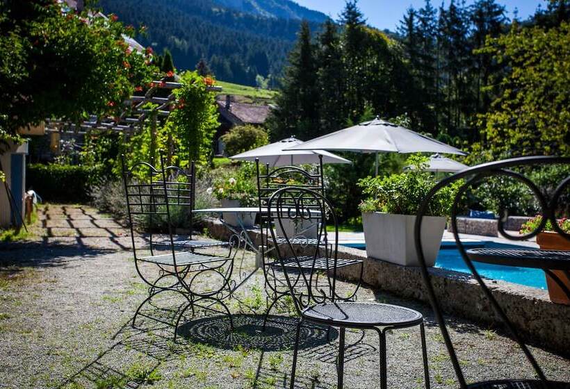 Отель Hôtel Le Marronnier