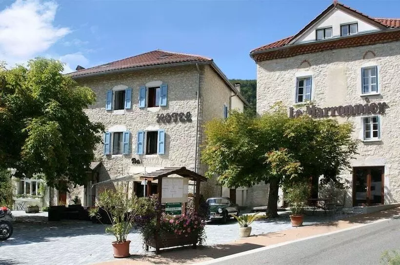 ホテル Hôtel Le Marronnier