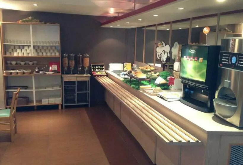 فندق Hôtel Sarcelles Flanades