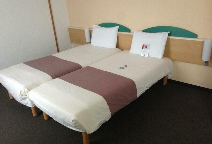 هتل Hôtel Sarcelles Flanades