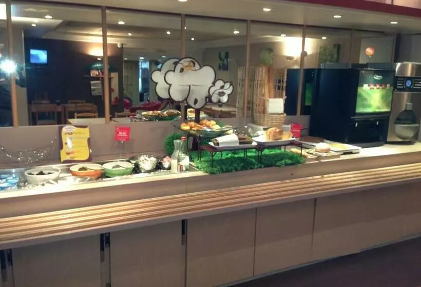 فندق Hôtel Sarcelles Flanades