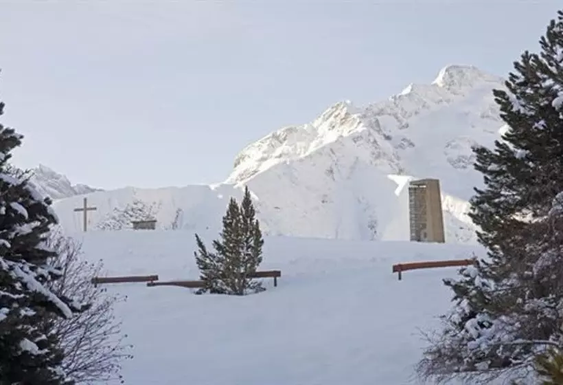 فندق Hôtel Chalet Mounier