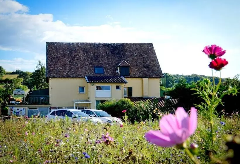 Отель Logis Auberge Du Relais   Hôtel & Restaurant