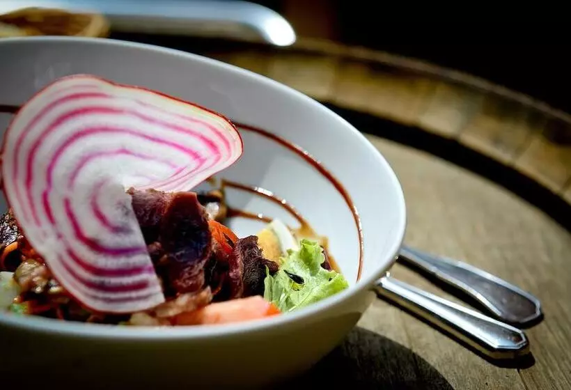 Отель Logis Auberge Du Relais   Hôtel & Restaurant