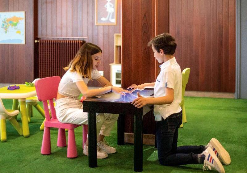 هتل Mercure Cabourg Hôtel & Spa