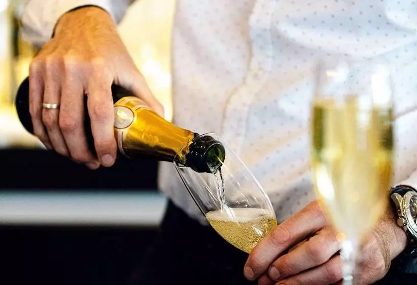 酒店 Mercure Cabourg Hôtel & Spa