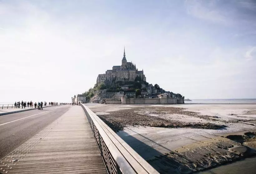هتل Mercure Mont Saint Michel